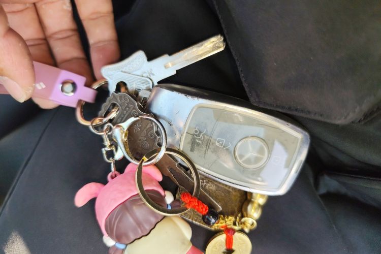 奔驰C级 2019款 C 260 L 运动版中控内饰11