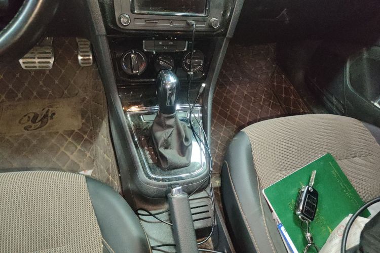 大众 C-TREK蔚领 2020款 1.5L 自动舒适型中控内饰18