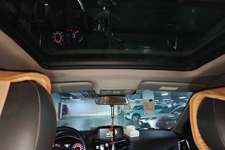 海马S5 2018款 1.5T CVT尊贵型局部细节22