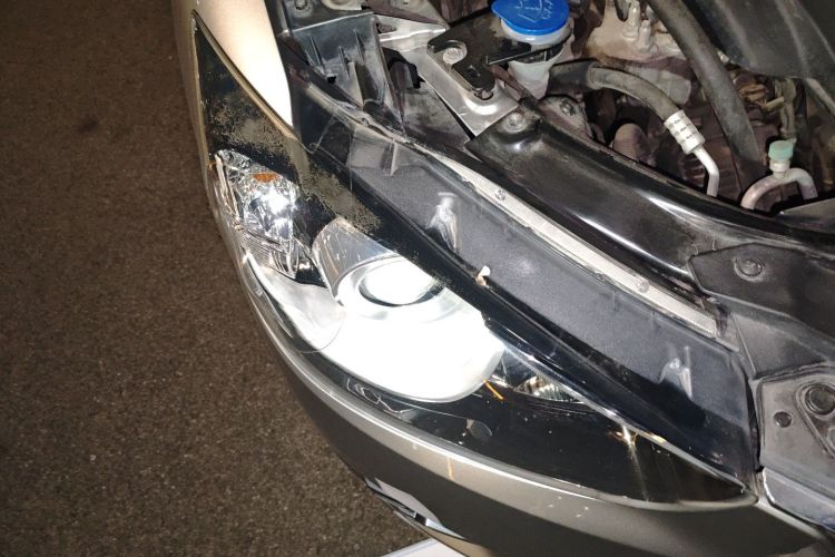 马自达CX-5 2015款 2.0L 自动两驱都市型车身外观8