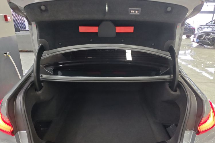 宝马3系 2023款 325Li M运动套装局部细节23