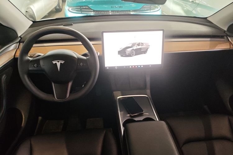 特斯拉 Model Y 2022款 后轮驱动版中控内饰12