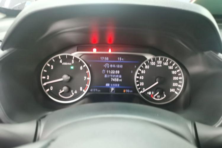 日产 天籁 2022款 2.0L XL-TLS 悦享版中控内饰14