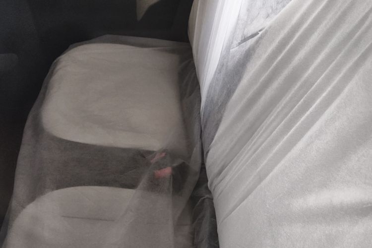 吉利银河 熊猫 2025款 210km 元气熊中控内饰21