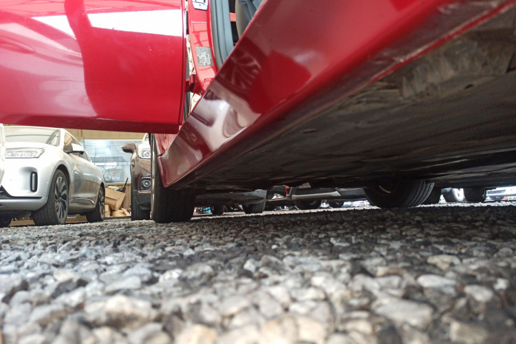 宝马3系 2016款 316i 时尚型局部细节9001