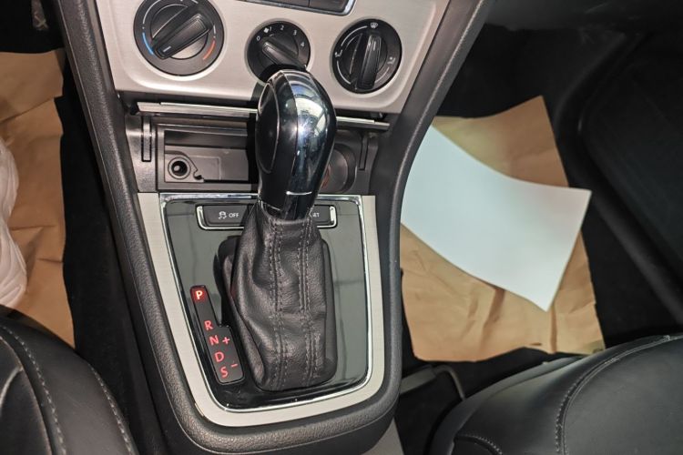 大众 朗逸 2013款 改款经典 1.6L 自动舒适版局部细节18