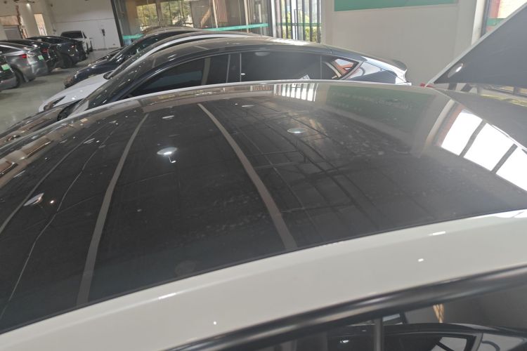 特斯拉 Model Y 2022款 长续航全轮驱动版局部细节57