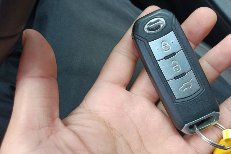 广汽传祺 传祺GS4 2017款 235T 自动两驱精英版中控内饰7001