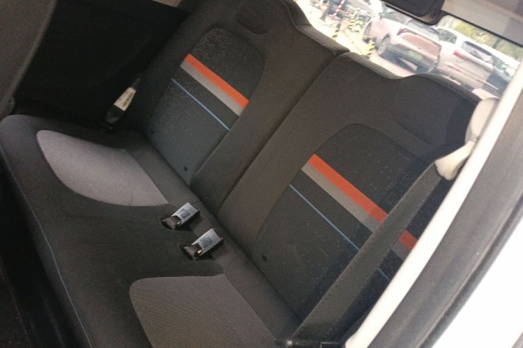 五菱汽车 宏光MINIEV 2020款 自在款 三元锂中控内饰21