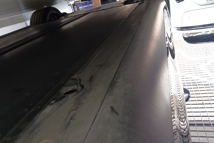 特斯拉 Model Y 2021款 标准续航后驱版局部细节9002