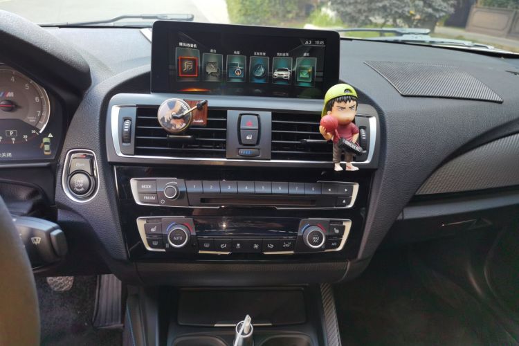 宝马M2 2016款 M2中控内饰16