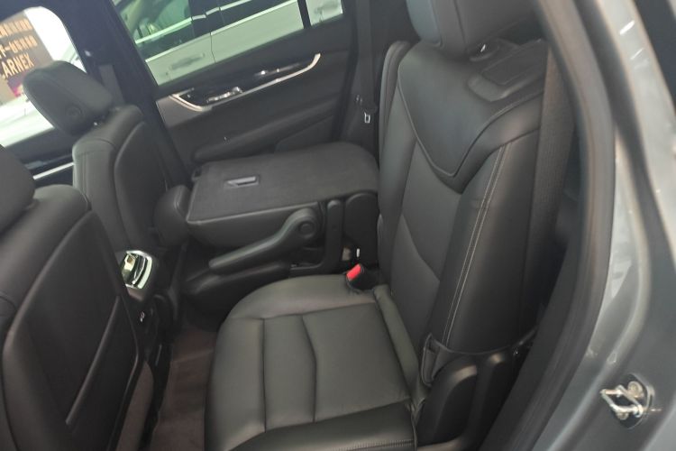 凯迪拉克XT6 2022款 2.0T 六座四驱豪华型中控内饰21