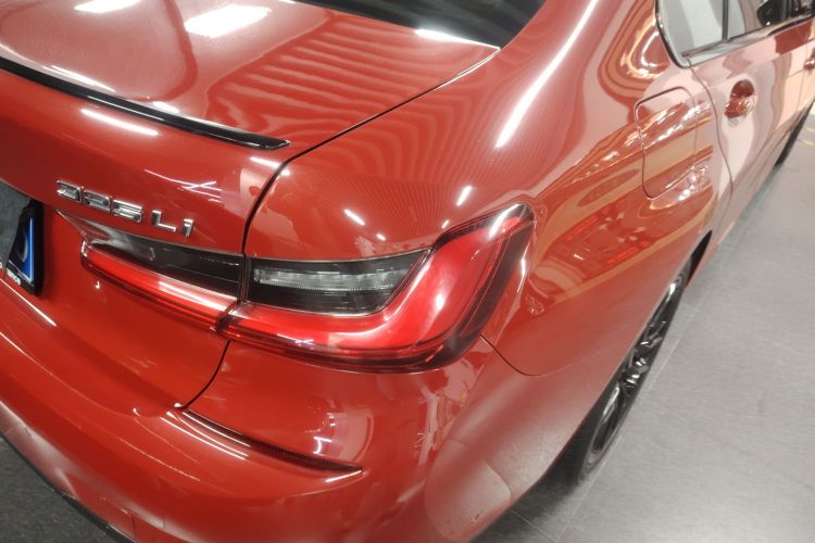 宝马3系 2020款 325Li M运动曜夜套装车身外观9