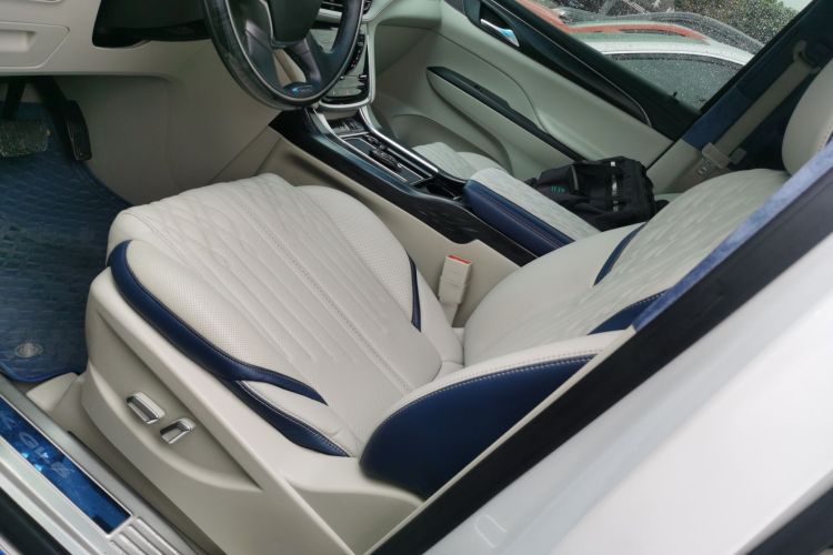 别克GL8 2021款 ES陆尊 653T 舒适型局部细节19