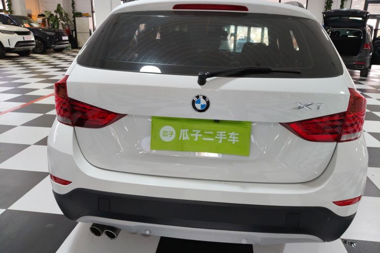 宝马X1 2014款 sDrive18i 时尚型车身外观6