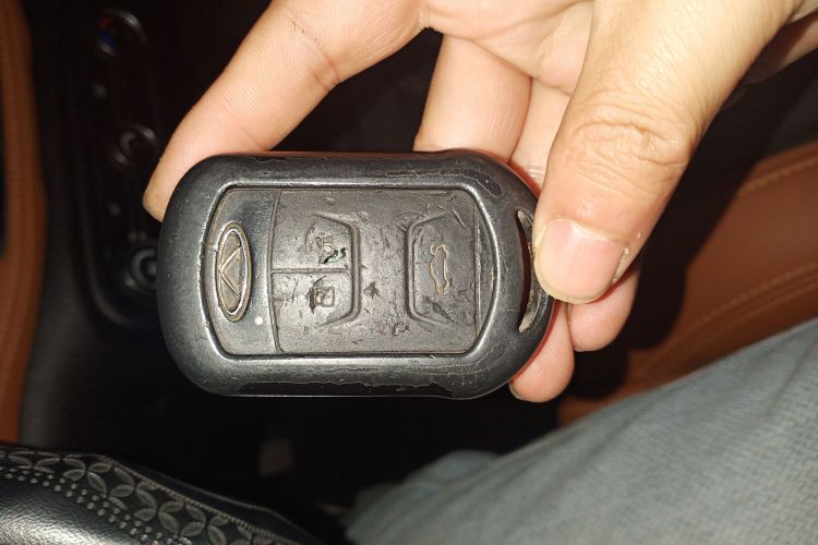 奇瑞 瑞虎7 2016款 1.5T 手动耀目版中控内饰7001