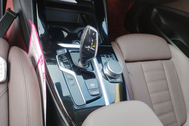 宝马X3 2021款 xDrive28i 豪华套装局部细节18