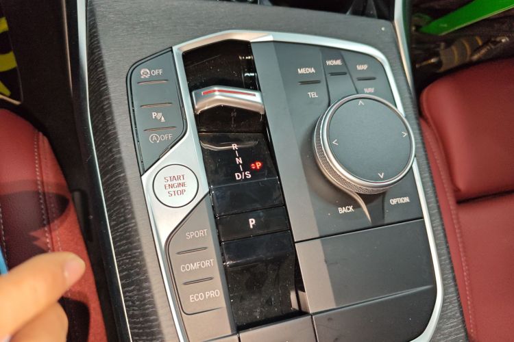 宝马3系 2025款 325Li M运动套装局部细节18