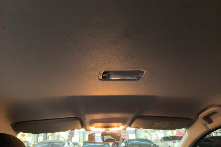 日产 轩逸 2024款 改款 经典 1.6XE CVT舒适版中控内饰22