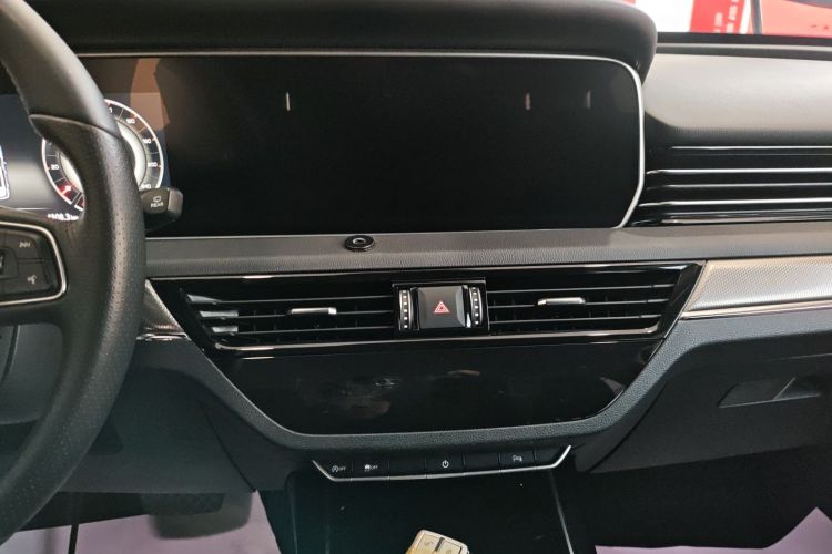 红旗HS5 2022款 2.0T 智联旗悦版中控内饰16