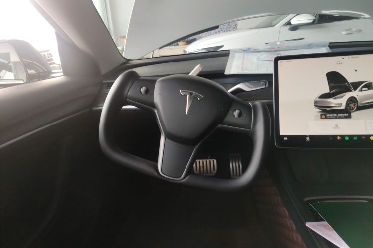 特斯拉 Model 3 2022款 Performance高性能全轮驱动版中控内饰13