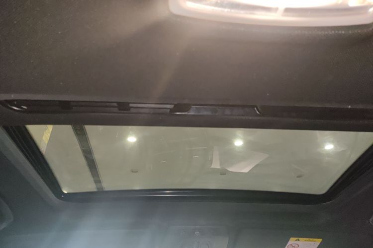 宝马3系 2019款 320i M运动套装局部细节22