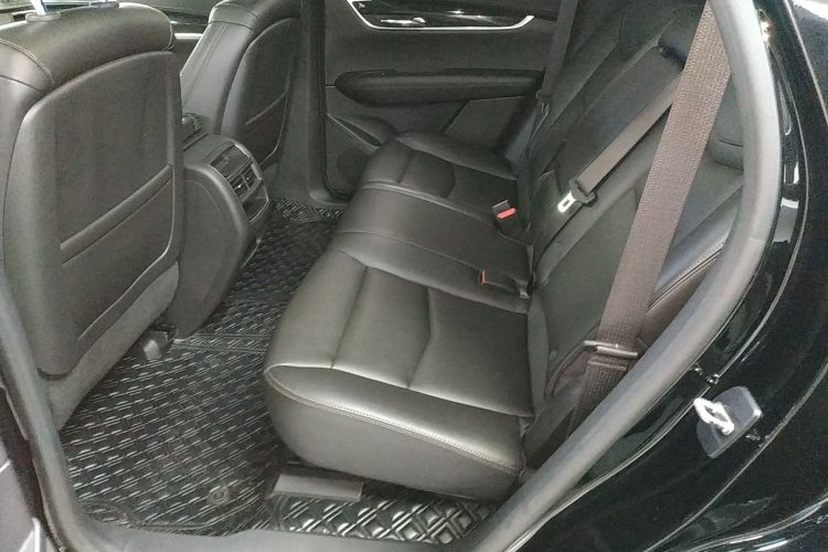 凯迪拉克XT5 2021款 28T 豪华型中控内饰21