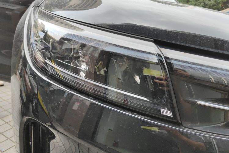 鸿蒙智行 问界M7 2024款 1.5T 智驾四驱Max版 5座车身外观8