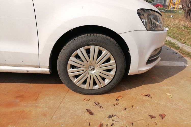 大众 Polo 2016款 1.6L 自动舒适型车身外观10