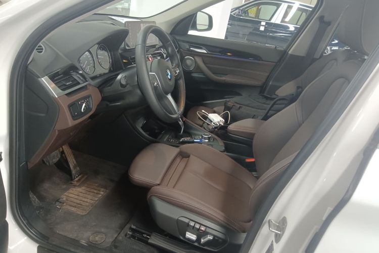 宝马X1 2022款 sDrive25Li 领先型中控内饰19