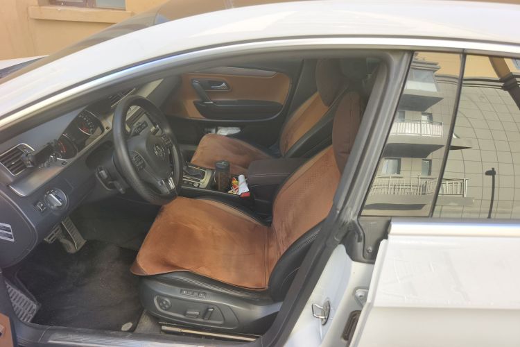 一汽-大众CC 2015款 1.8TSI 豪华型中控内饰19