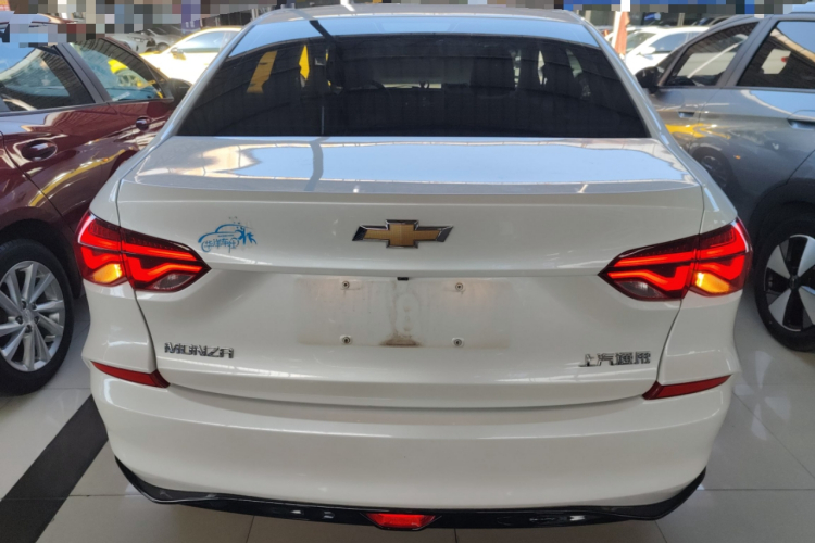 雪佛兰 科鲁泽 2024款 1.5L 双离合乐享版车身外观6