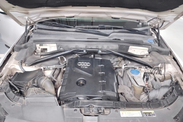 奥迪Q5 2013款 40 TFSI 进取型局部细节24