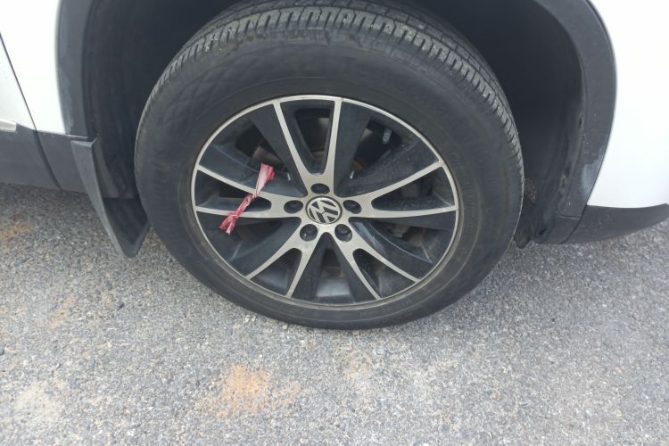 大众 途观 2013款 2.0TSI 自动四驱豪华版车身外观10