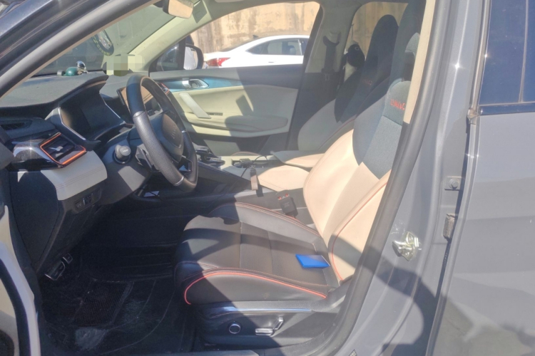 领克06 2020款 1.5T 耀Halo局部细节19