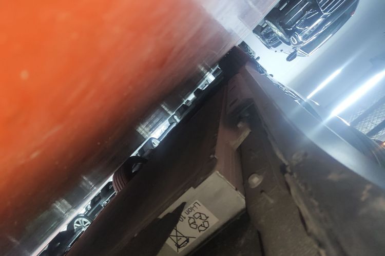 红旗E-QM5 2022款 431km 充电乐享版局部细节9002