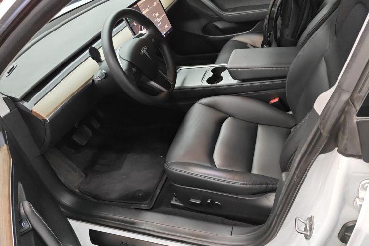 特斯拉 Model 3 2022款 后轮驱动版局部细节19