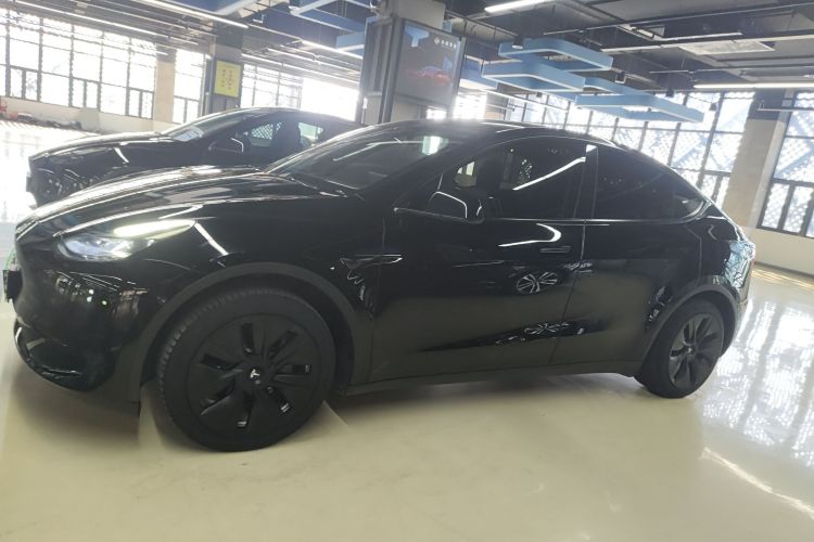 特斯拉 Model Y 2022款 改款 后轮驱动版车身外观6002