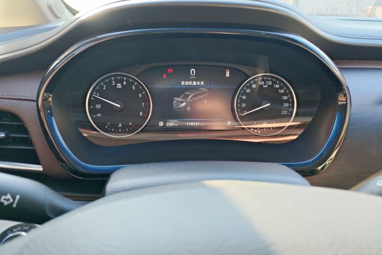 别克GL8 2020款 陆上公务舱 652T 舒适型中控内饰15