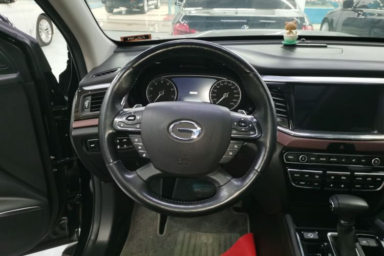 广汽传祺 传祺GS8 2017款 320T 两驱豪华智联版（七座）局部细节13