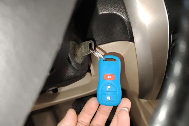 日产 骊威 2015款 1.6XE CVT舒适版中控内饰7001