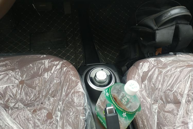 五菱汽车 五菱缤果 2024款 203km 轻享款中控内饰18