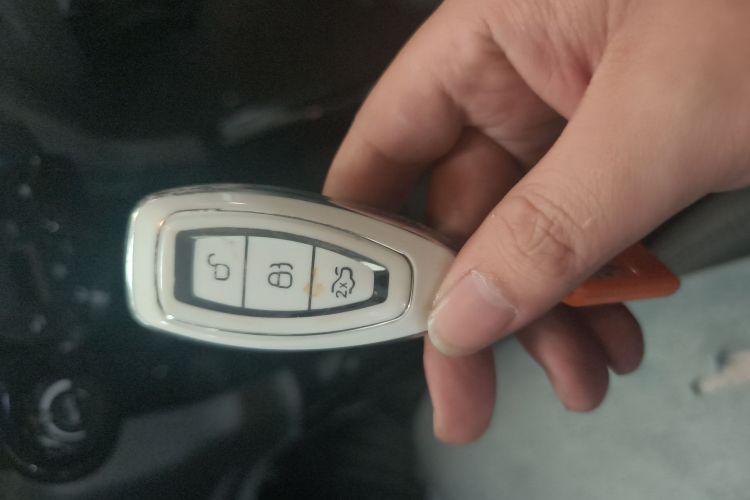 福特 翼搏 2013款 1.5L 自动尊贵型中控内饰7001