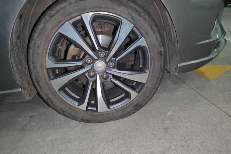 长安 逸动 2020款 PLUS 蓝鲸NE 1.4T GDI DCT旗舰型车身外观6002