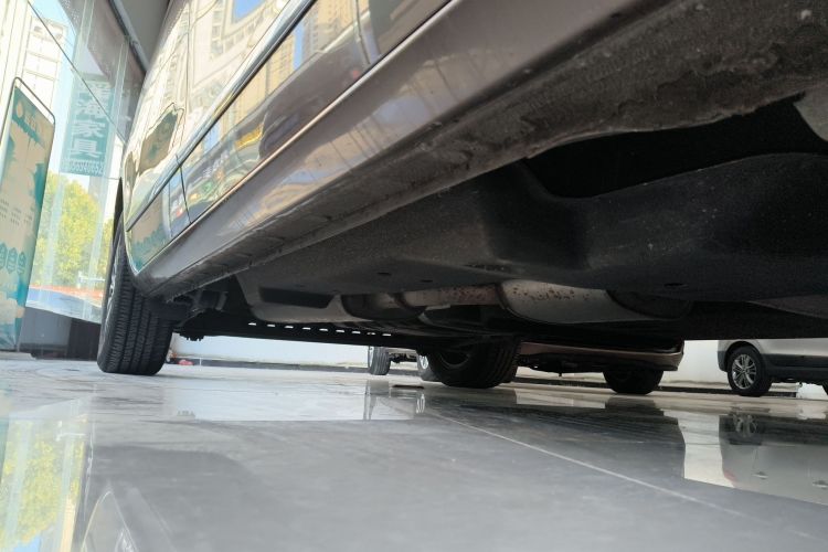 别克GL8 2021款 陆上公务舱 652T 尊贵型局部细节9001