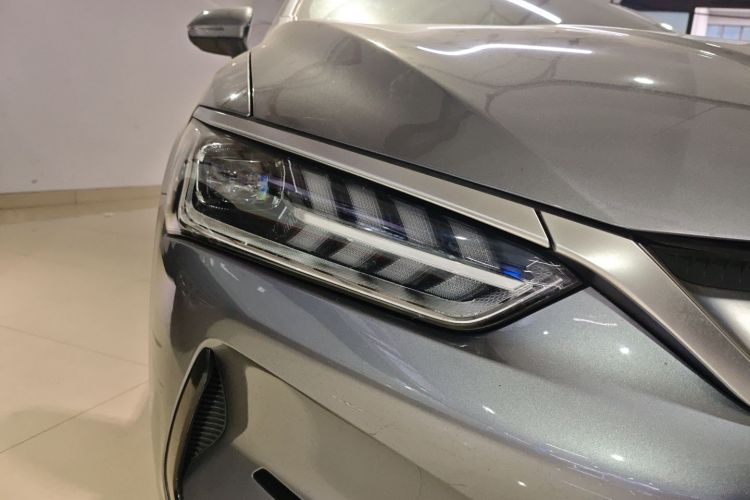 比亚迪 秦PLUS 2021款 EV 500KM 豪华型车身外观6006