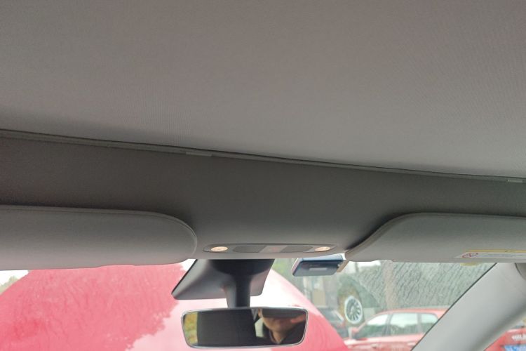 特斯拉 Model Y 2021款 长续航全轮驱动版局部细节22