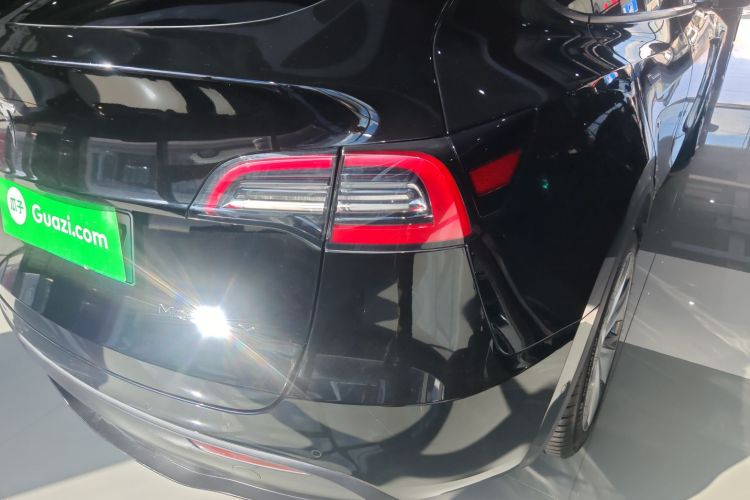 特斯拉 Model Y 2022款 后轮驱动版车身外观6006
