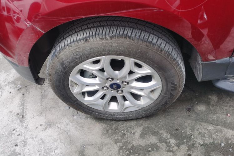 福特 翼搏 2017款 1.5L 手动尊贵型车身外观35