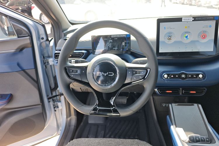 比亚迪 海鸥 2025款 智驾版 305km 活力版中控内饰13